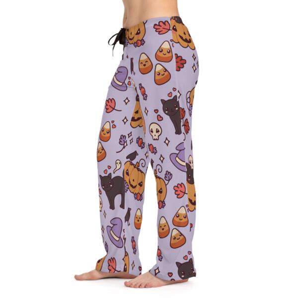 Spooky Halloween Pumpkin and Crow - GIFTZ For Your Loved Ones