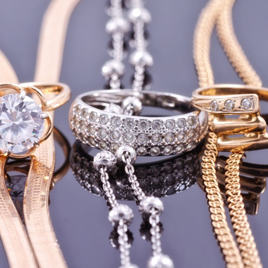 Customized Jewelry - GIFTZ For Your Loved Ones