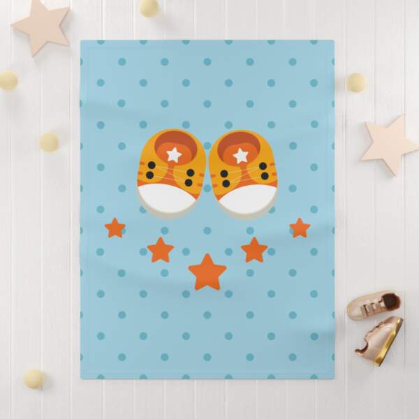 Cozy Baby Fleece Blanket with Cute Shoe Design - GIFTZ For Your Loved Ones