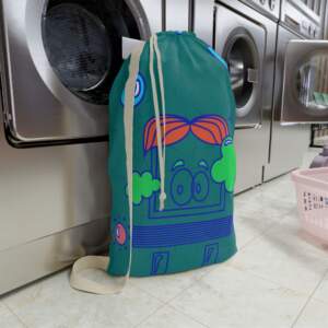 Playful Robot Laundry Bag — Cute Cartoon Wash Day Organizer - GIFTZ For Your Loved Ones