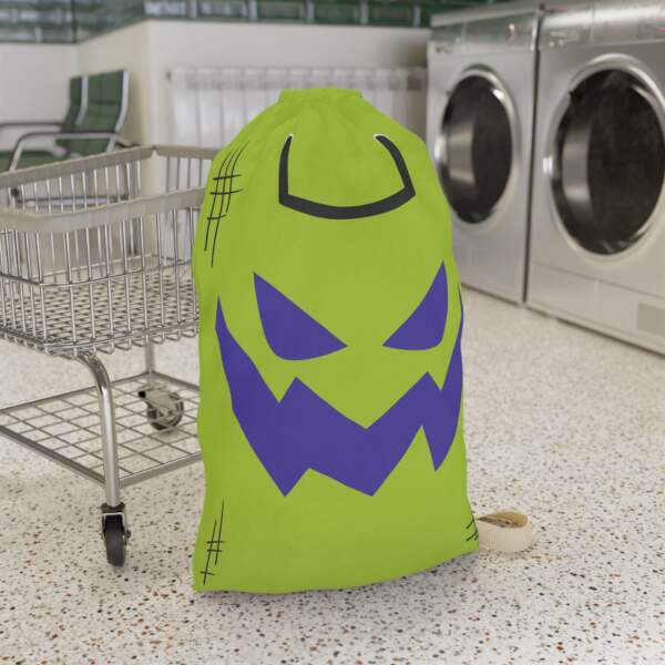 Halloween Jack-O'-Lantern Laundry Bag — Green Trick-or-Treat Storage - GIFTZ For Your Loved Ones